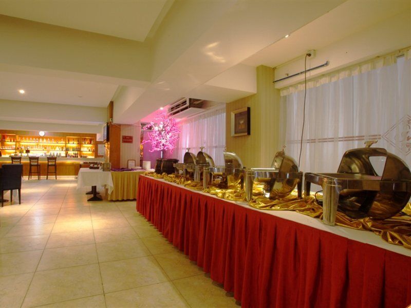 Clayton Hotel-Near Pazhou Exhibition Center Kanton Exterior foto